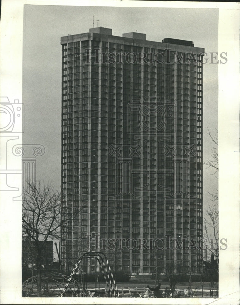1972 54 Story Park Towers Apartments - Historic Images