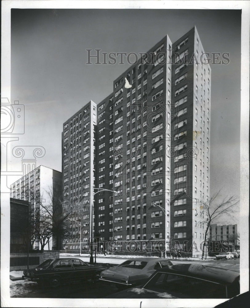 1974 Chicago Lake Shore Drive apartments - Historic Images