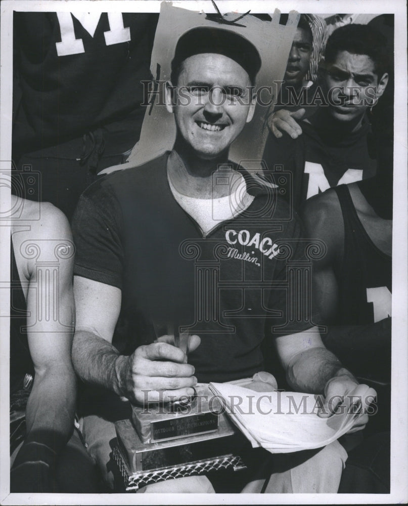 1959 Stan Mullin Coach - Historic Images