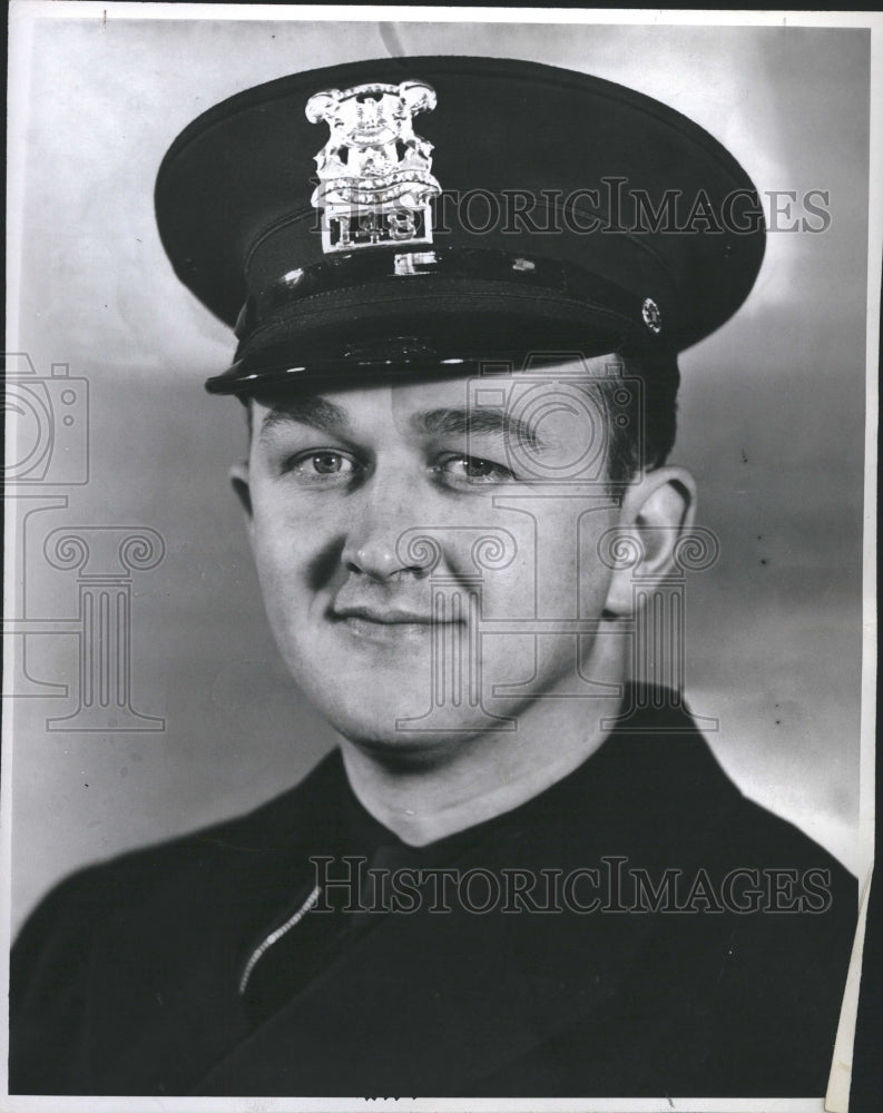 1943 Press Photo Thomas Watszon  Police - Historic Images