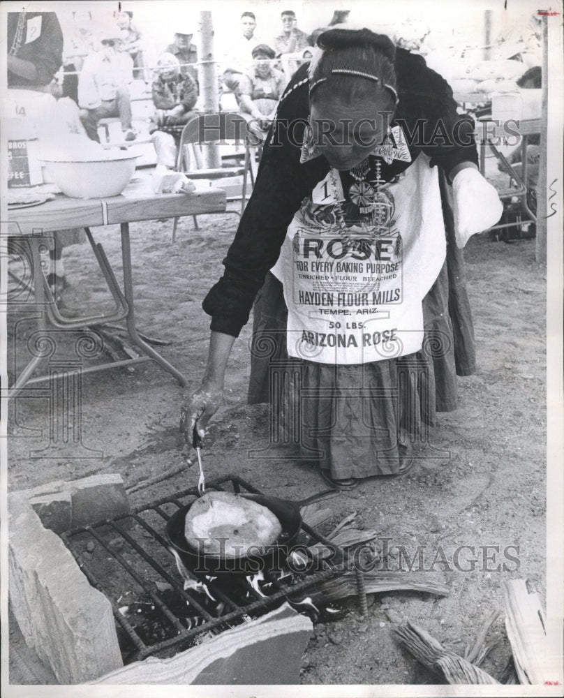 1960 Navajo Woman Cooking Over Open Fire - Historic Images