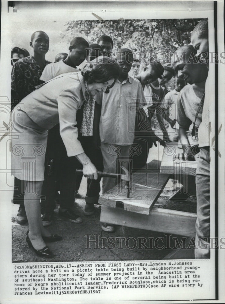 1967 Press Photo Mrs. Lyndon B. Johnson President - Historic Images