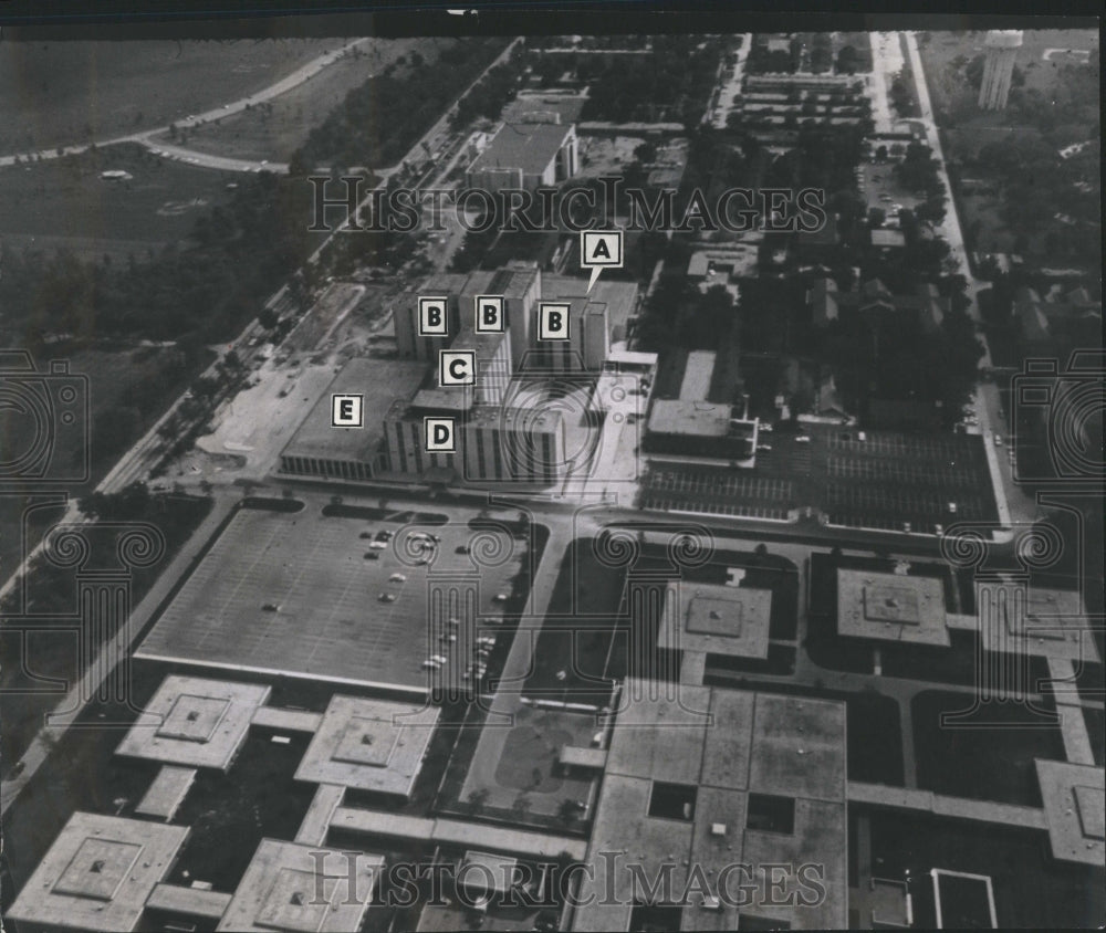 1968 Loyola University - Historic Images