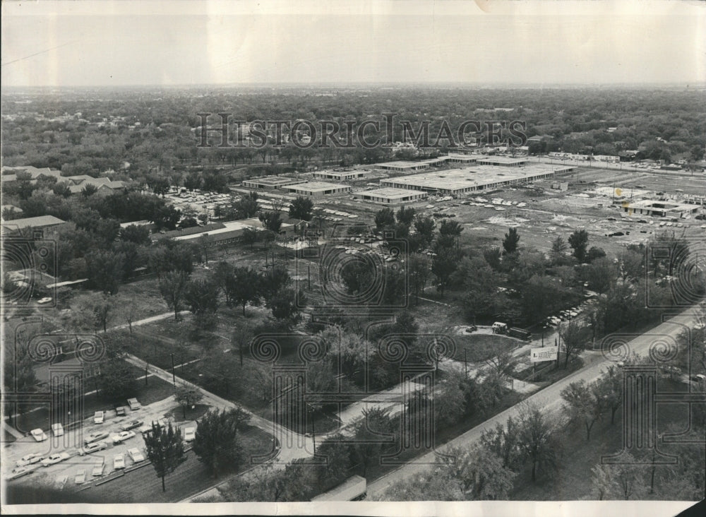 1965 Loyola University Medical Center - Historic Images