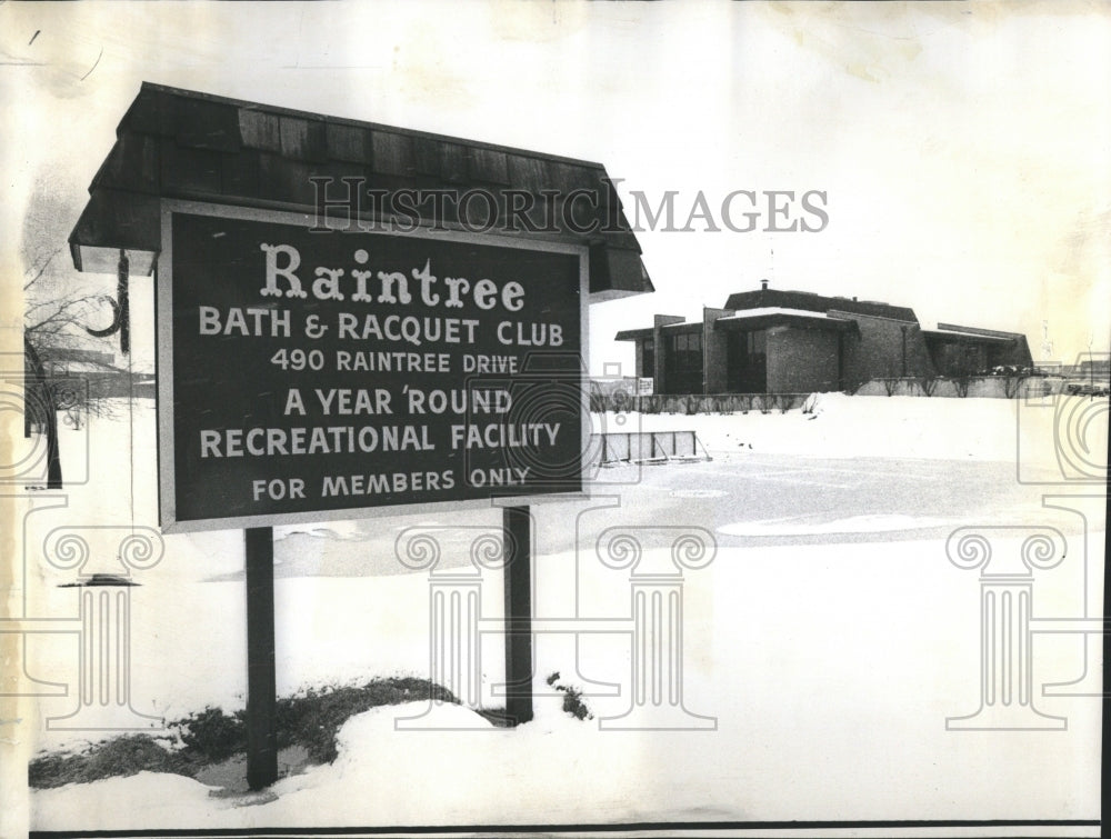1975 The Raintree Bath and Racquet Club - Historic Images