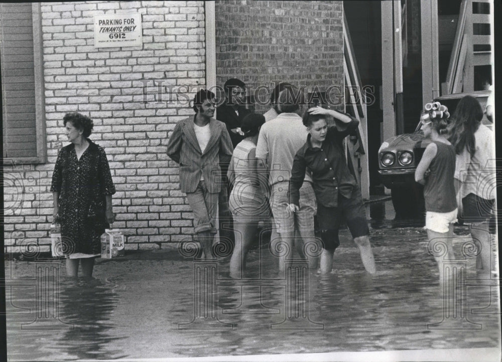 1972 Flooded Apartment Dwellers - Historic Images