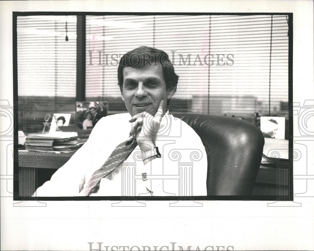 1989 Attorney MarkSchlusse John collier - Historic Images