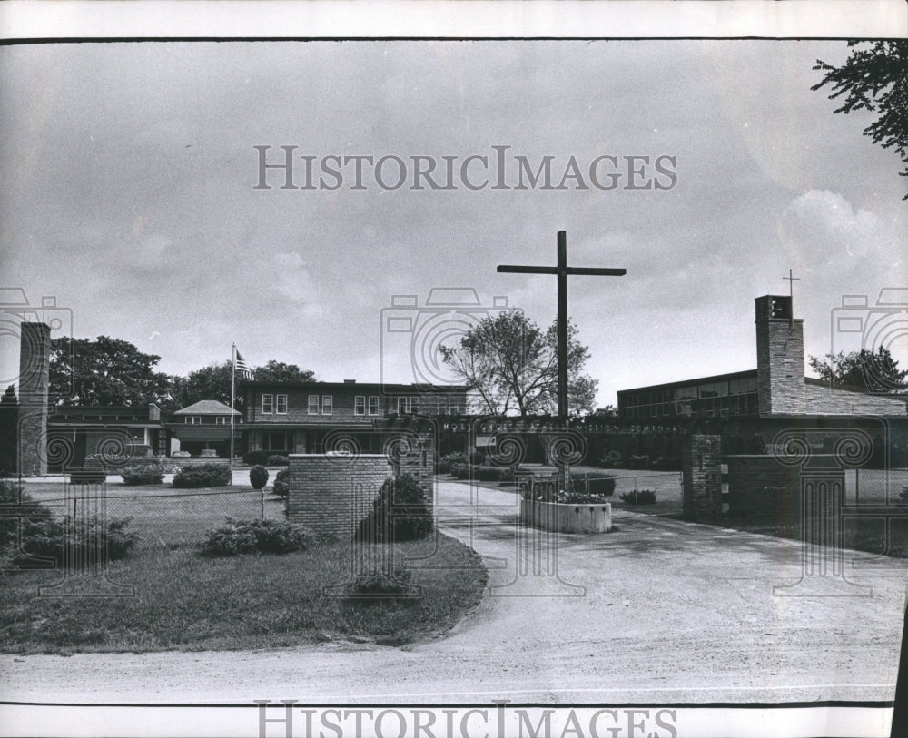 1969 Press Photo Holy Ghost Mission - Historic Images