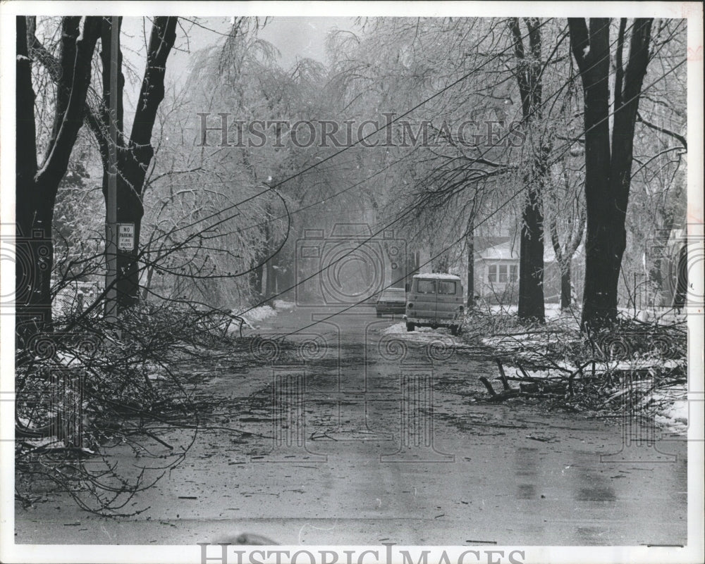 1976 Ice Storm Splat Ground Water - Historic Images