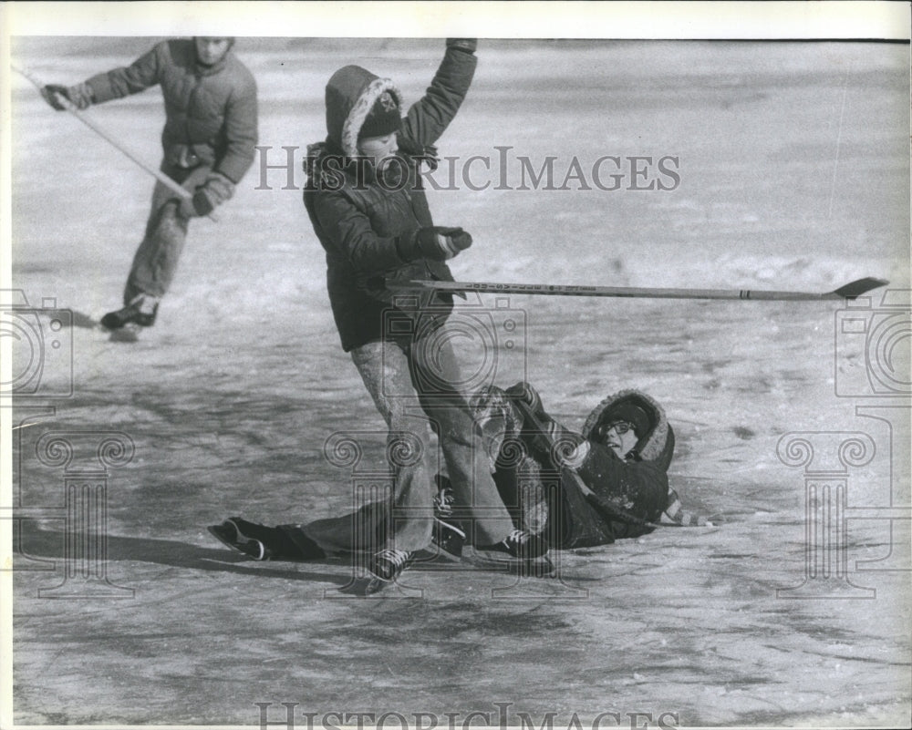 1990 Rouge River - Historic Images