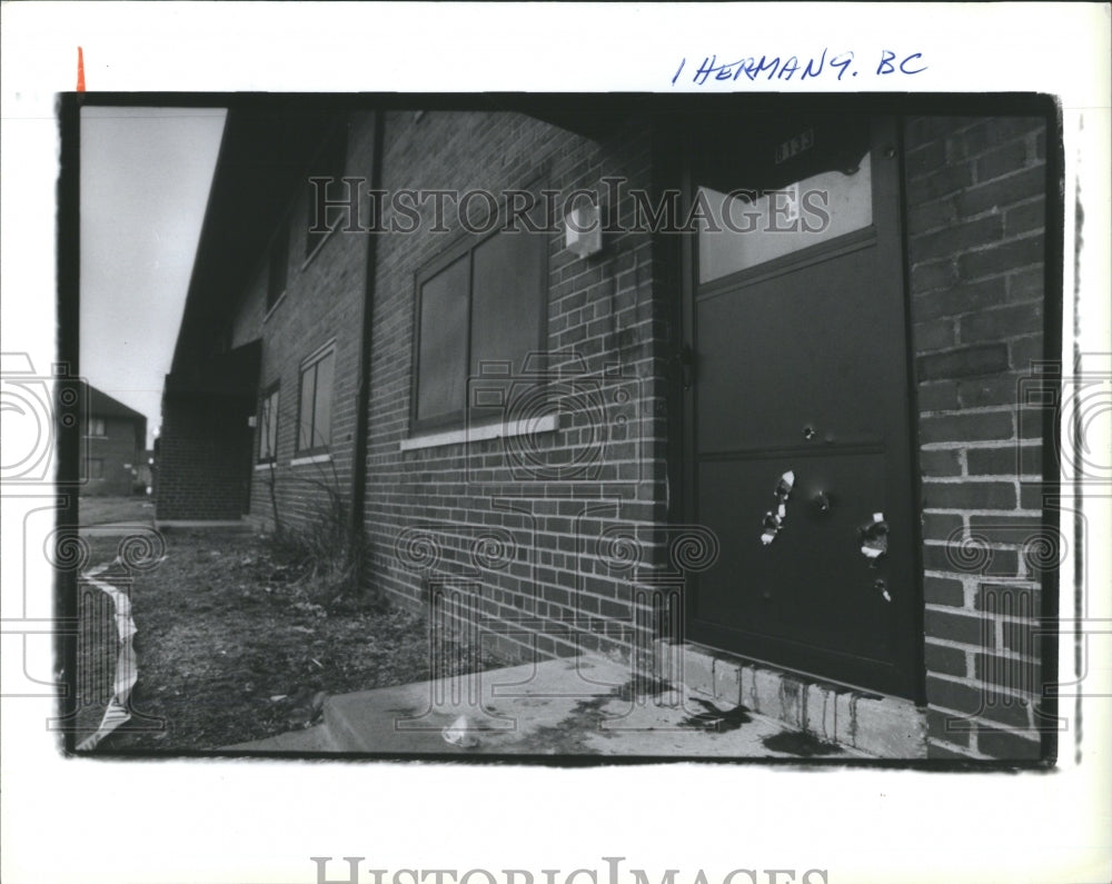 1993 Herman Gardens Apartment Historic Images
