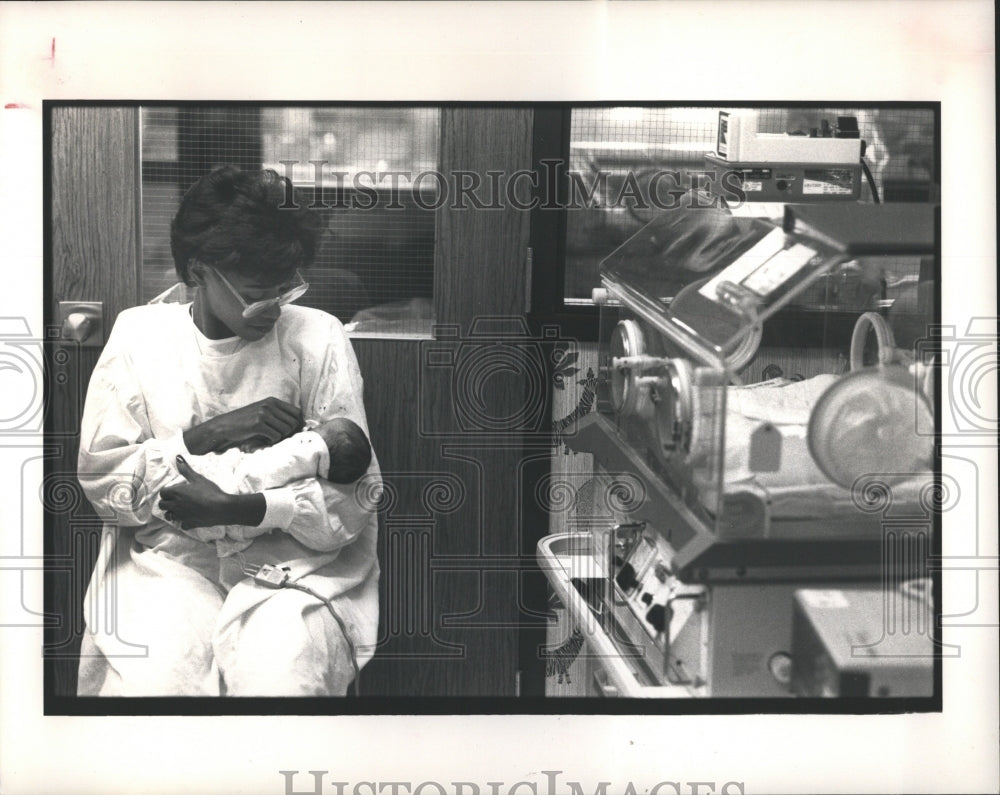 1988 Incubator Nursery Hutzel Hospital - Historic Images