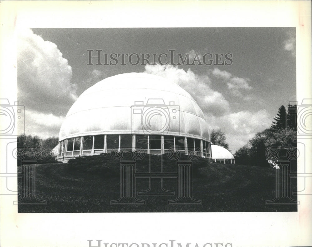 1988 Hidden Lake Gardens Quiet Family Fun. - Historic Images