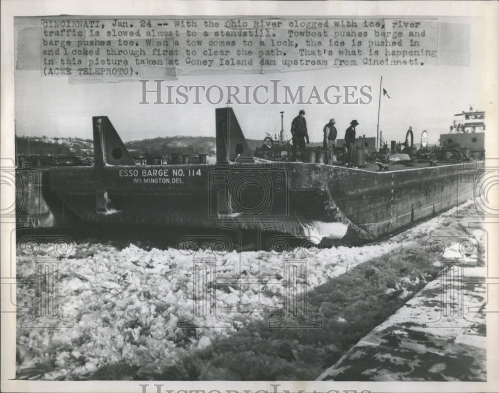  Ohio River clogged with ice - Historic Images