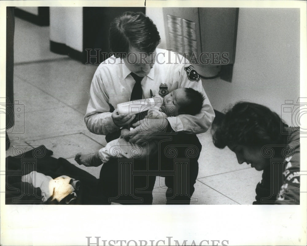 1983 Japanese Orphans Tended by Travel Aids - Historic Images