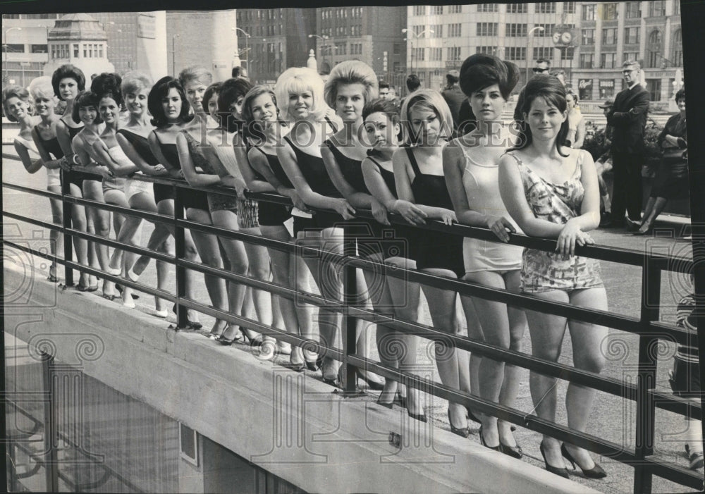 1964 Miss Illinois Contestants - Historic Images
