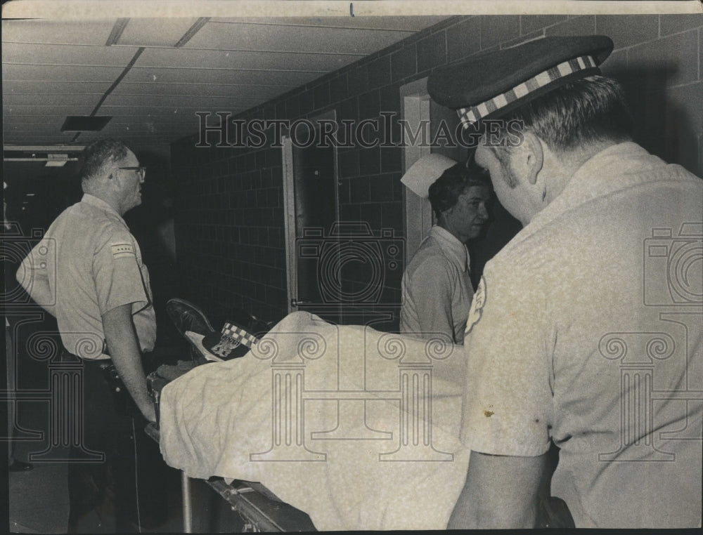1971 Fatally Shot Passenger Hijacked TWA - Historic Images