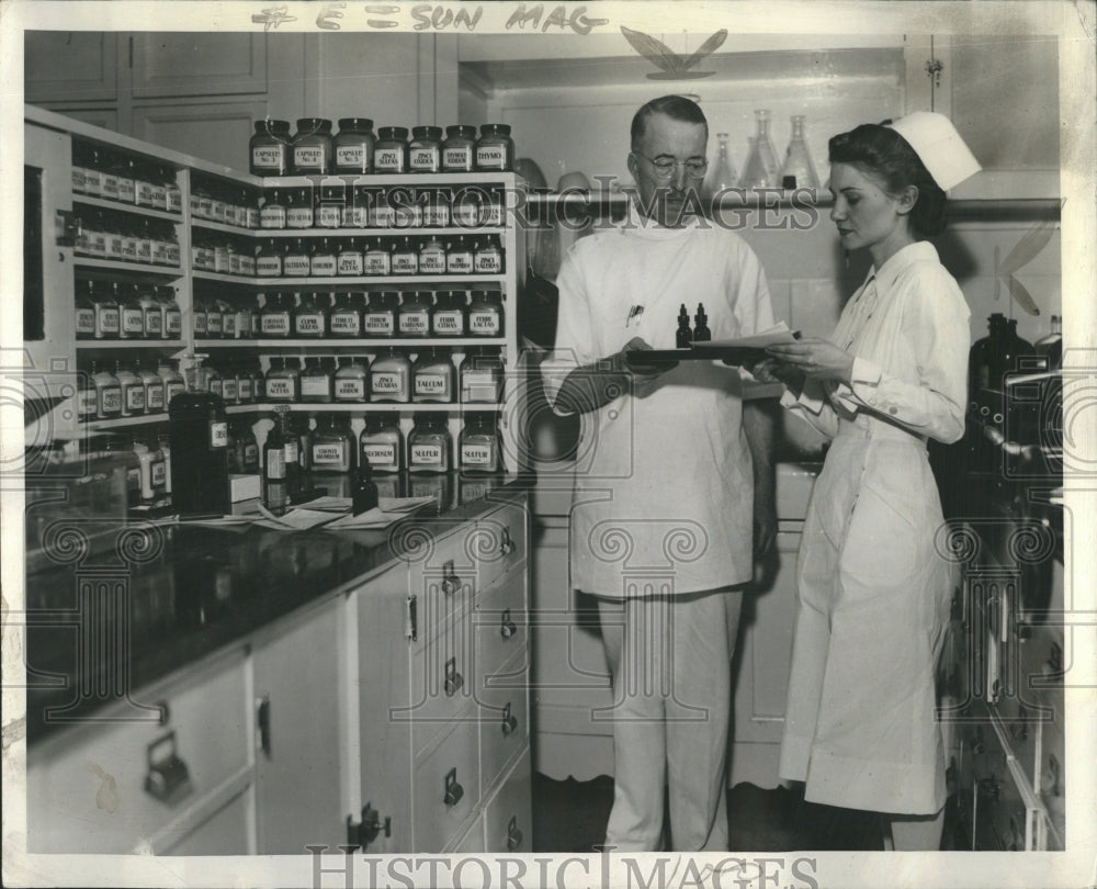 1940 Pharmacy - Historic Images