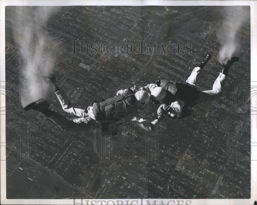 &quot;Shooting Stars&quot; Navy&#39;s Aerial Ballet - Historic Images