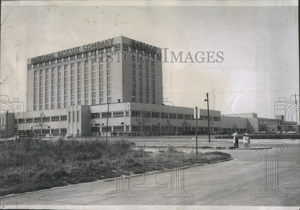 1953 Biscuit Kedzie Building Company - Historic Images