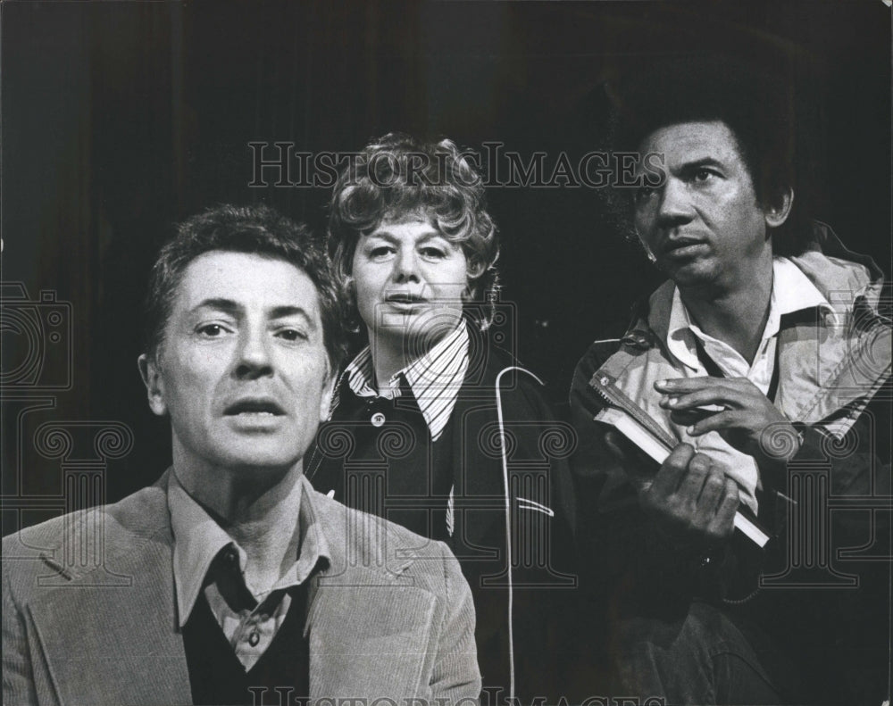 1976 Farley Granger Shelley Winters - Historic Images