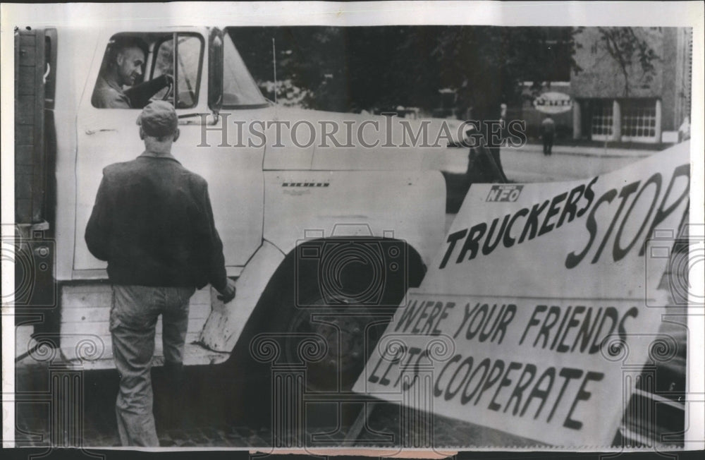 1962 National Farmers Truckers Hold Product - Historic Images