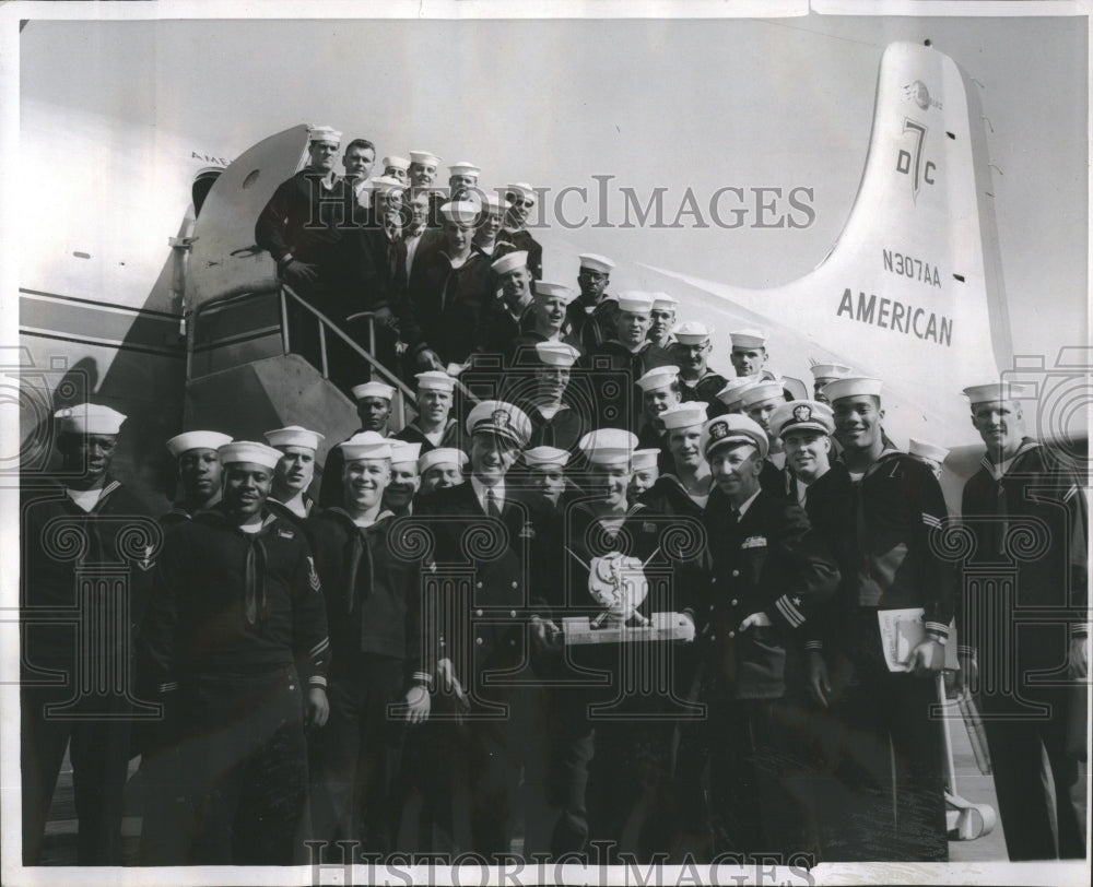 1956 U.S. Navy football team Great Lakes - Historic Images