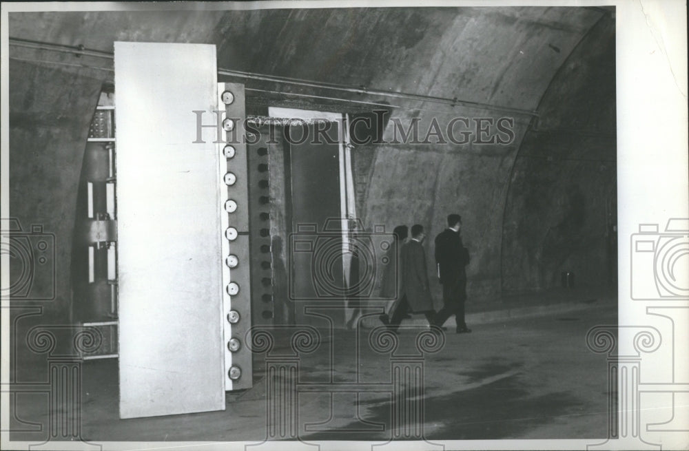  NORAD "blast proof" doors - Historic Images