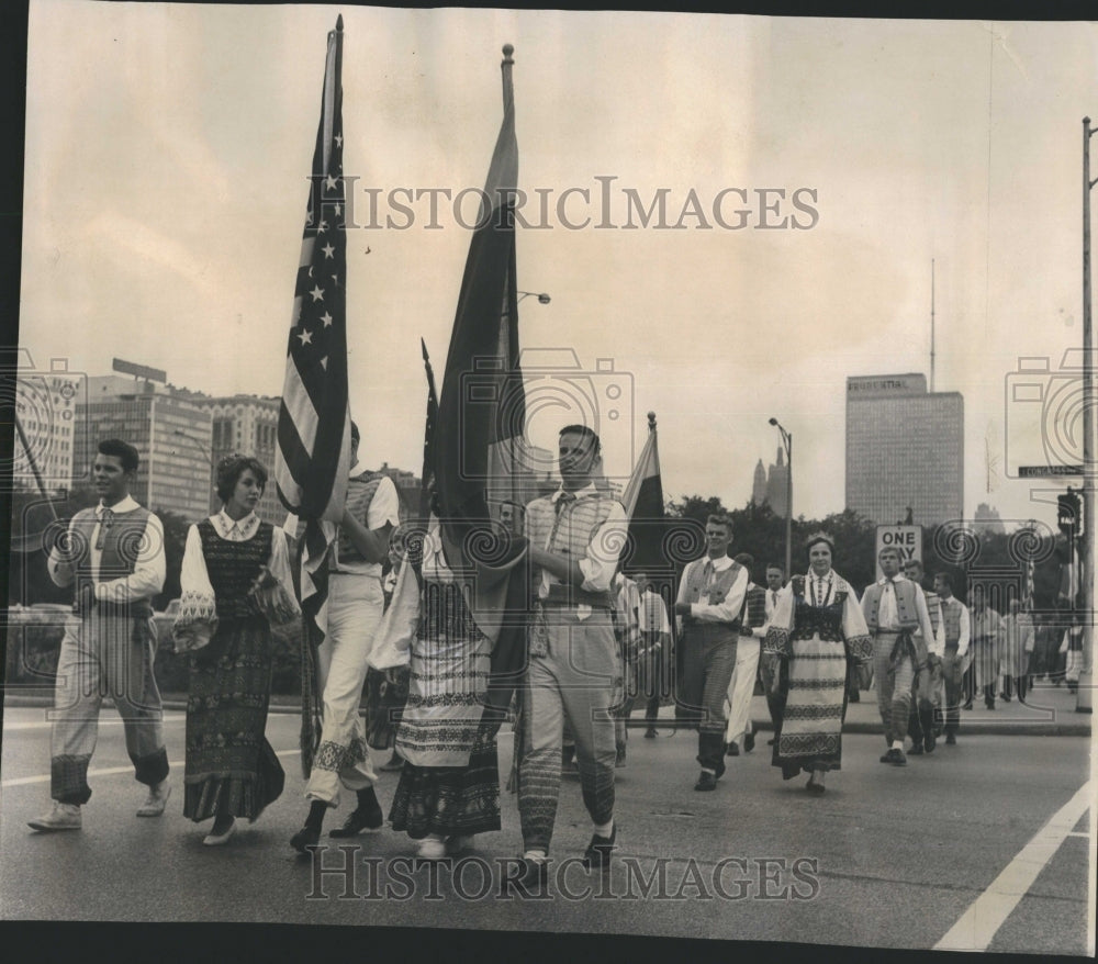 1962 Press Photo Captive nations day Lithuanian Parade - Historic Images