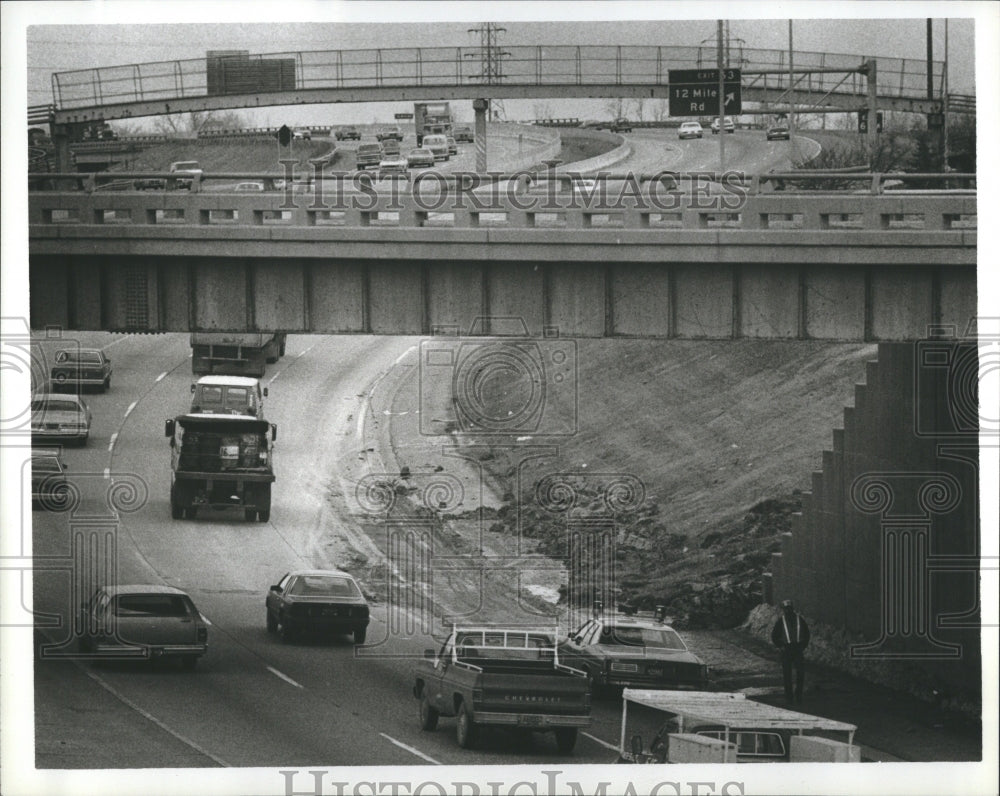 1982 Mud Lane Block Michigan I-75 - Historic Images