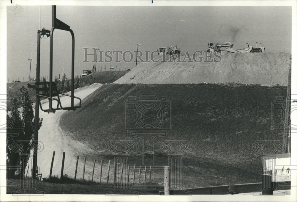 1978 Men Machine Mountain Ski Section - Historic Images