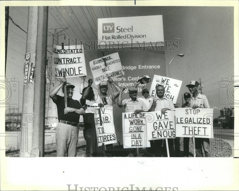 1986 Retired LTV workers East Chicago - Historic Images