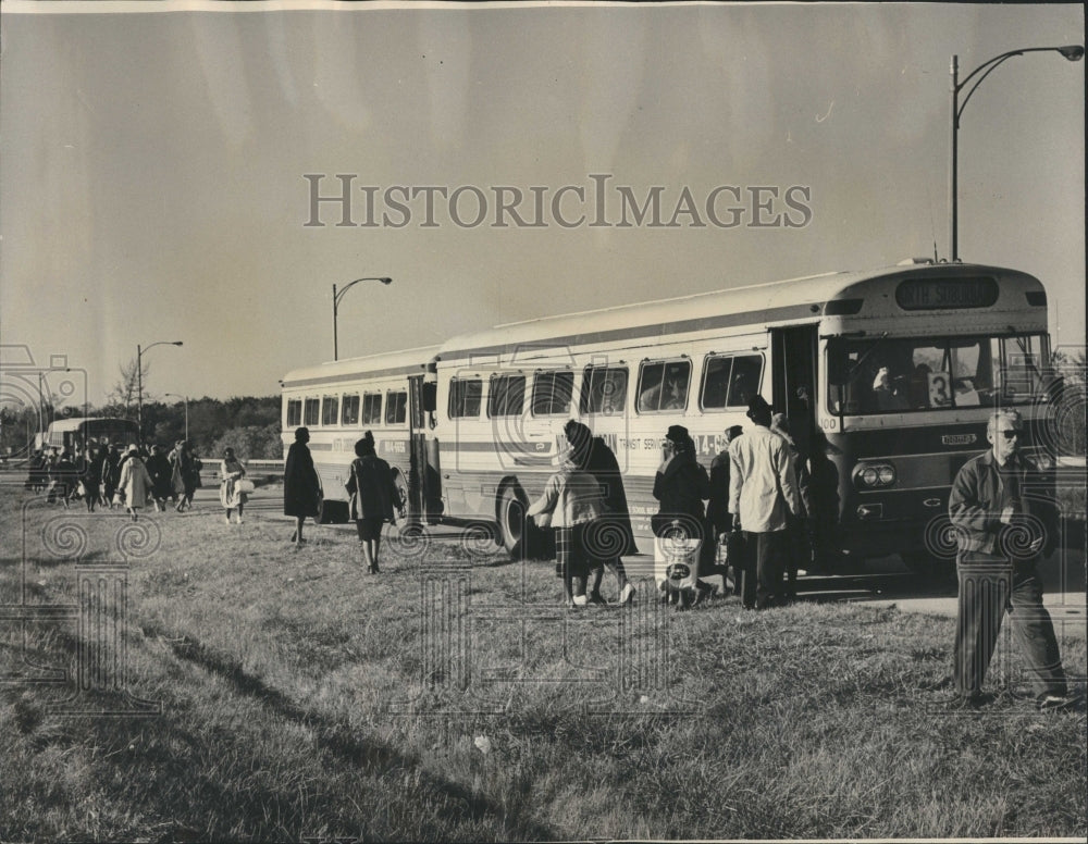 1966 Press Photo North Suburban Transit  Service - Historic Images