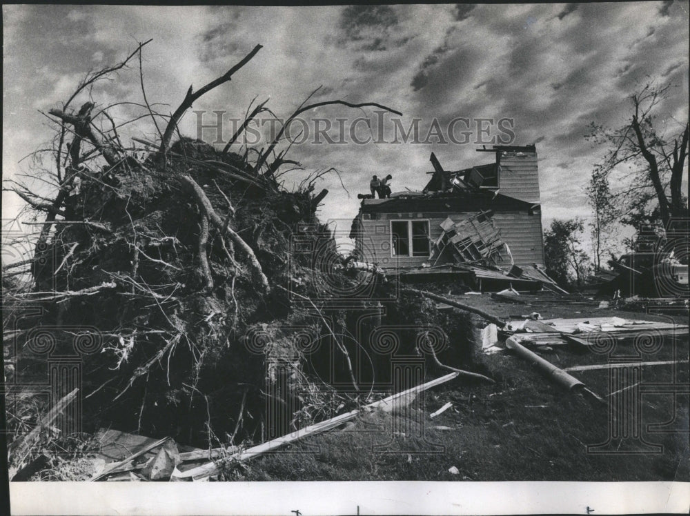 1976 Tornado Chicago - Historic Images