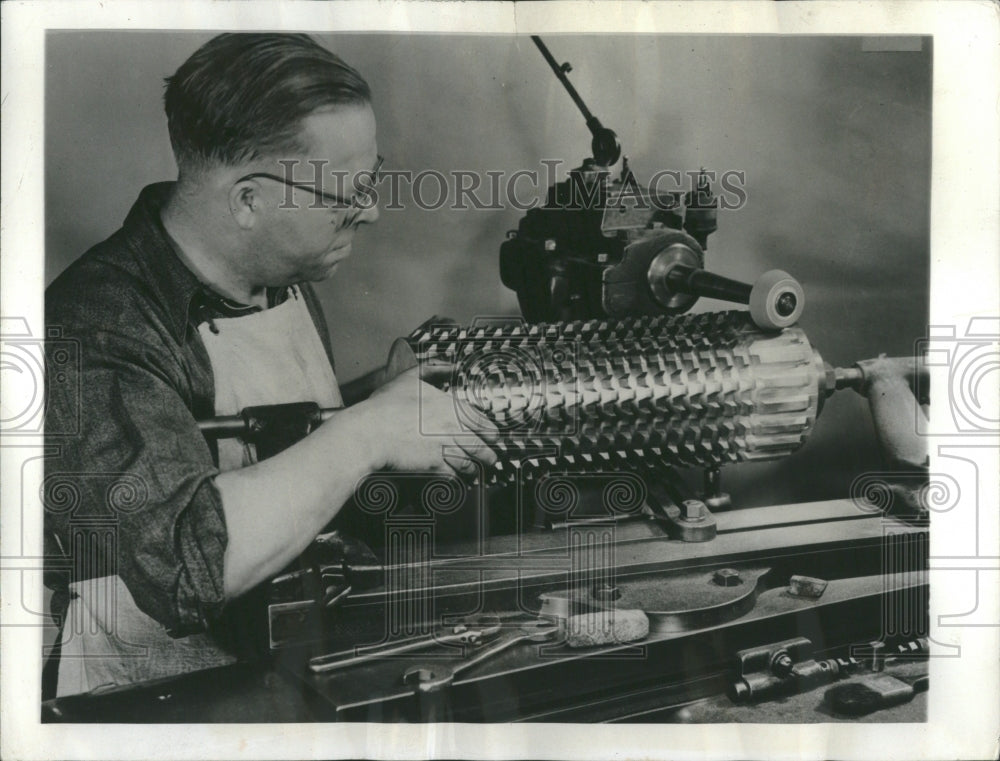1948 Grinding Machine Metal Piece Teeth - Historic Images