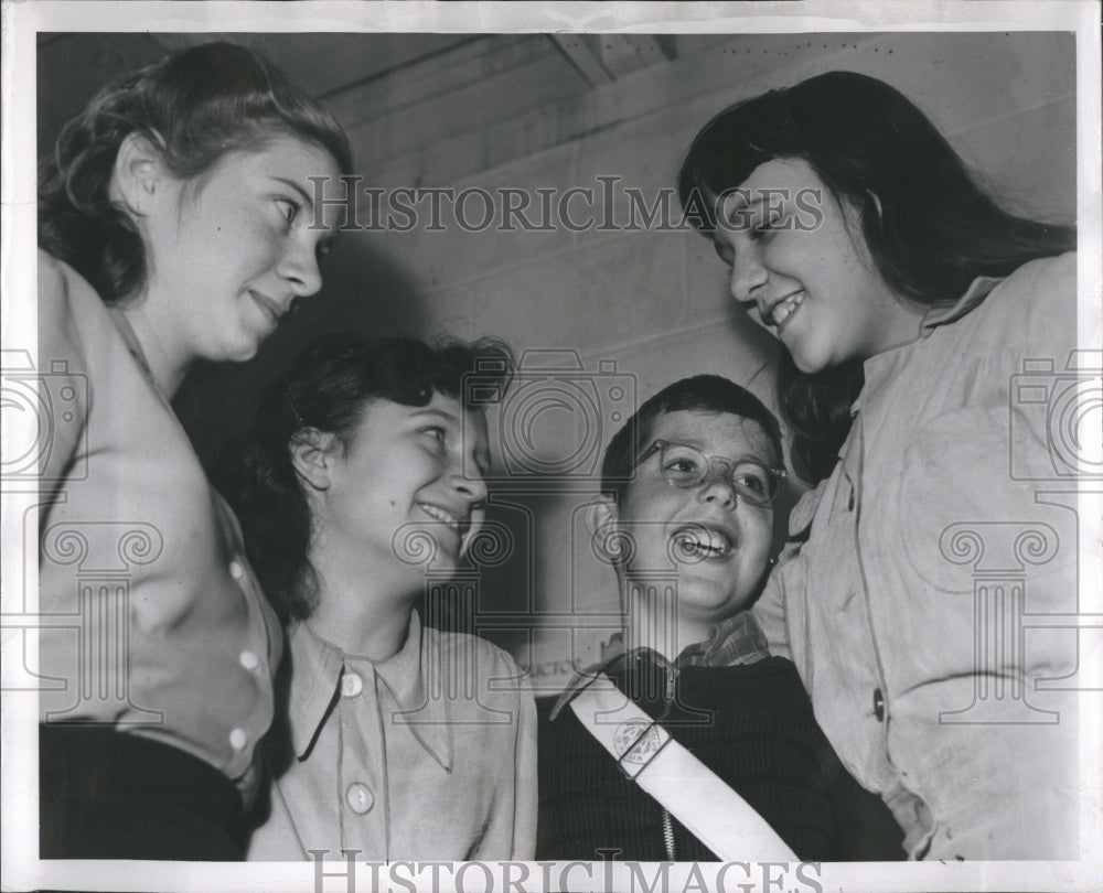 1960 Spelling Bee Patricia Preston Shirley - Historic Images