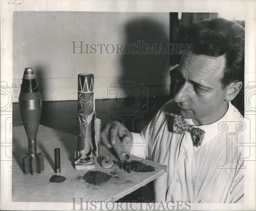 Maurice Kayner Chief Analytical Chemist - Historic Images