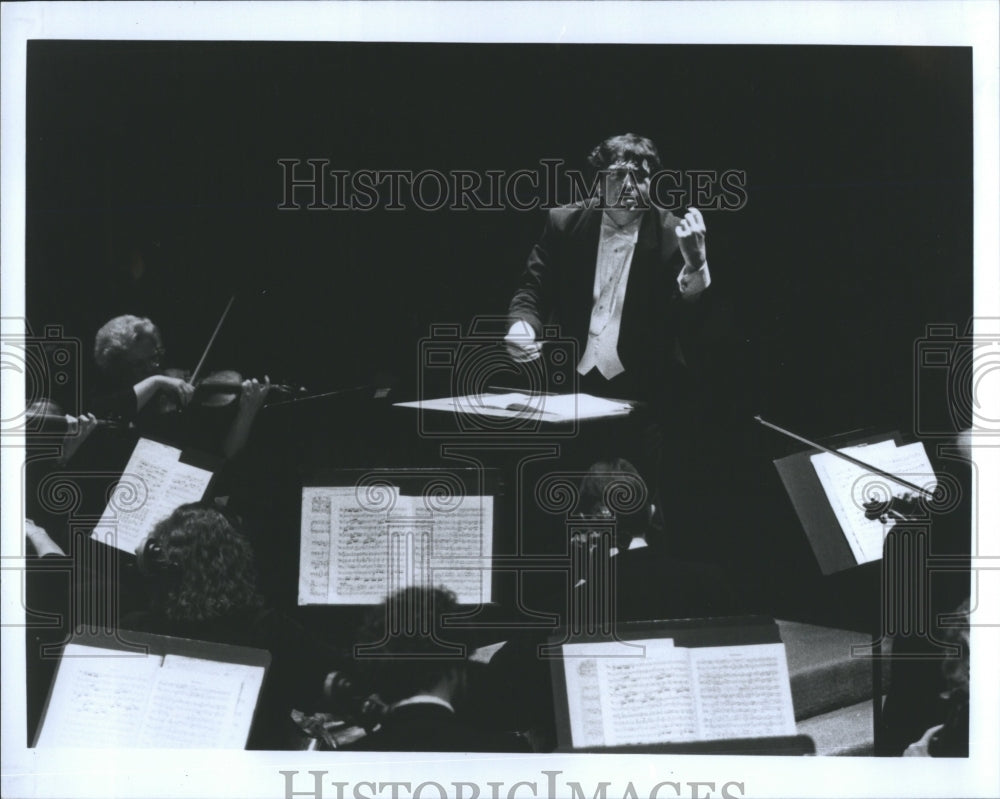 1991 Gerard Schwarz Musician - Historic Images