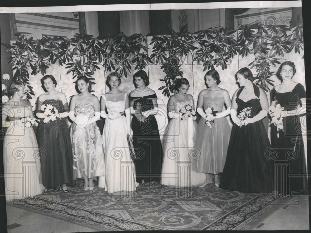 1953 Bachelors Benedicts Ball Socialites - Historic Images