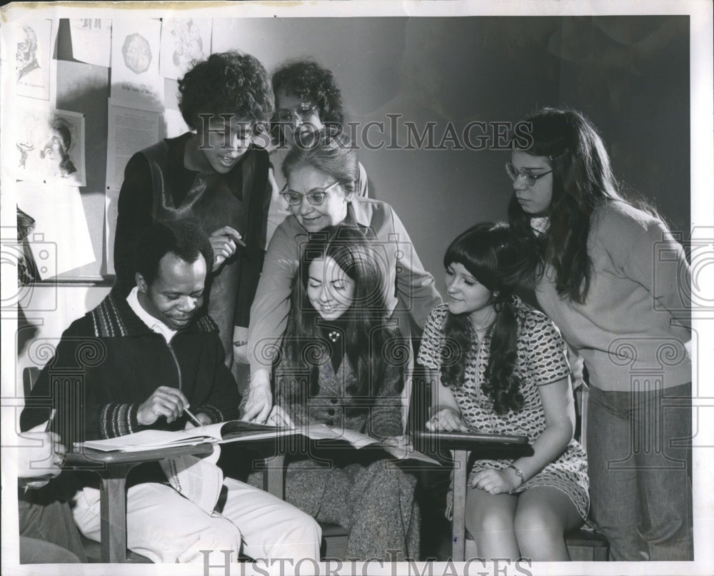 1972 Mercy College Detroit Education - Historic Images