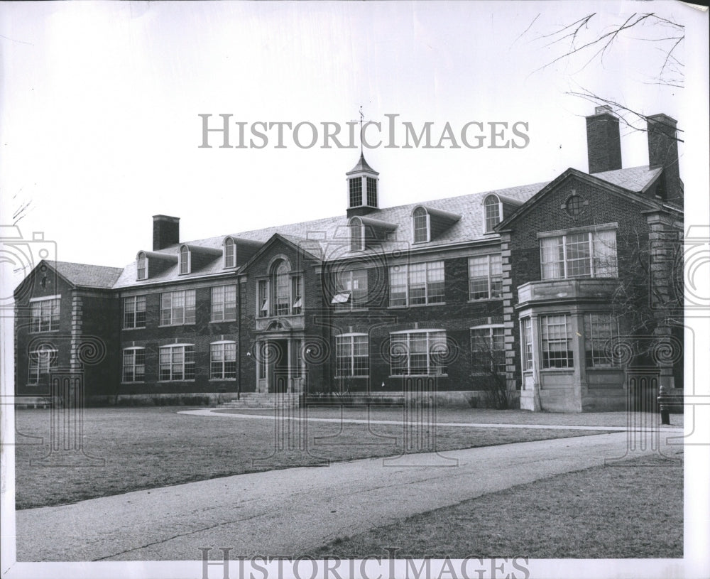 1958 Grosse Point University School - Historic Images