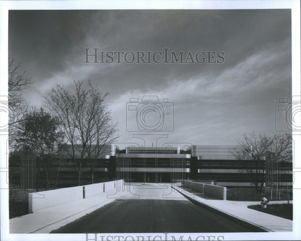 1987 Industial Technical Institure Schools - Historic Images