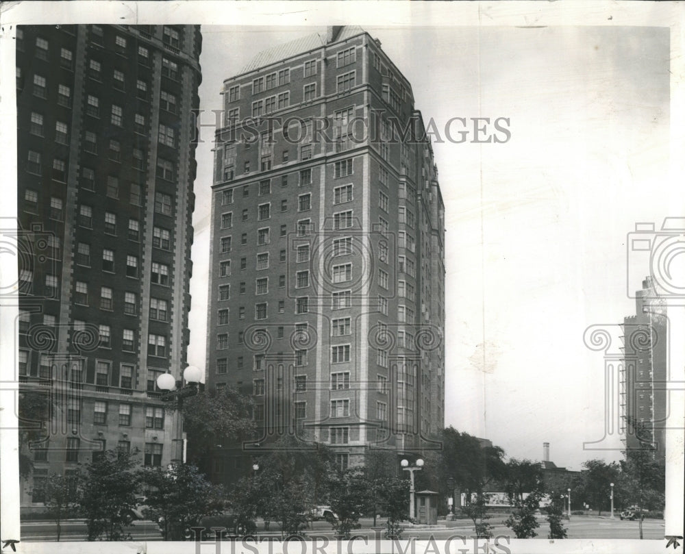 1943 Lake Shore Drive Apartment Building - Historic Images