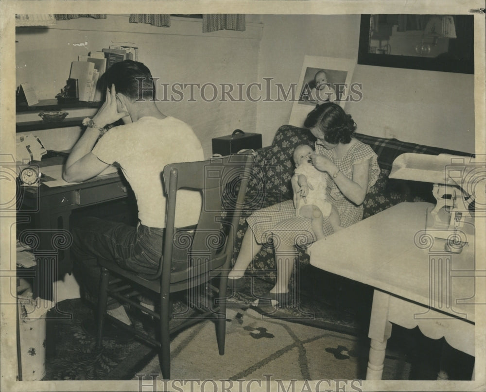 1941 Vet Family Room Table  - Historic Images