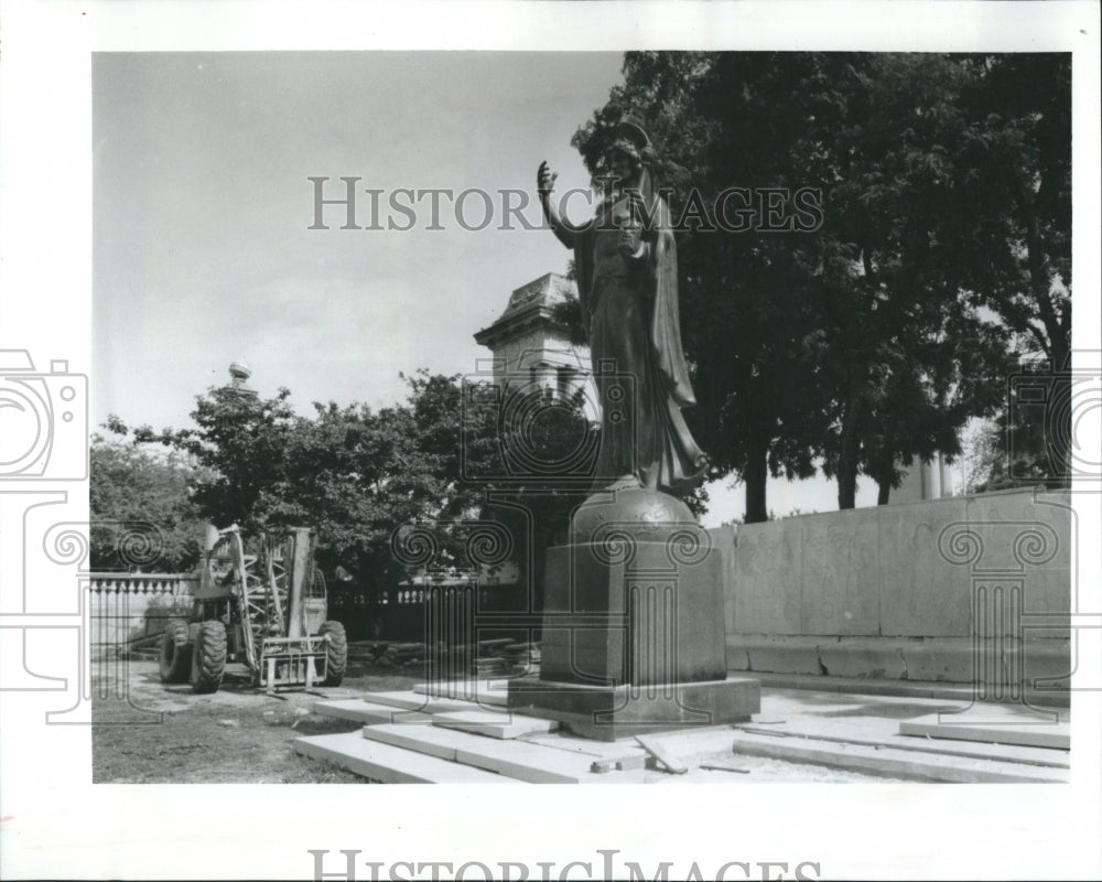 1992 Statue Theodore Thomas Grant Park - Historic Images