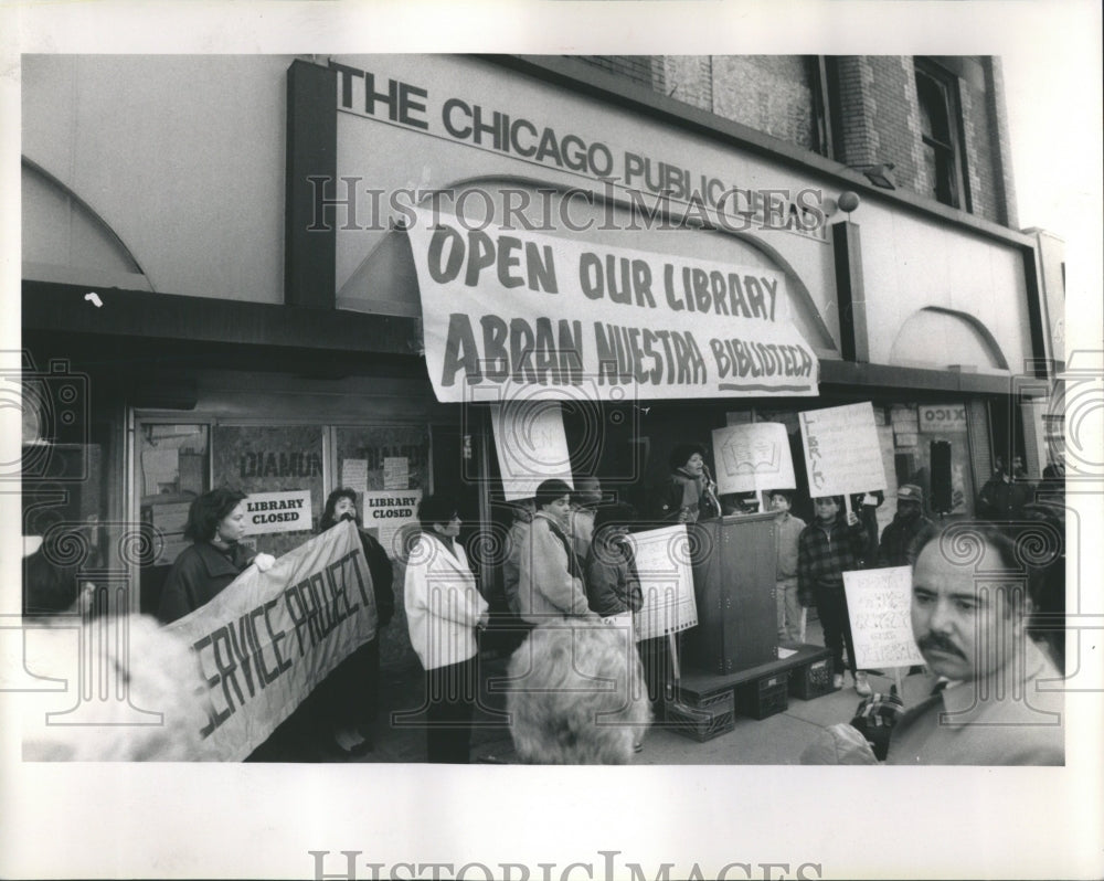 1990 North Pulaski Library Fire Protest - Historic Images