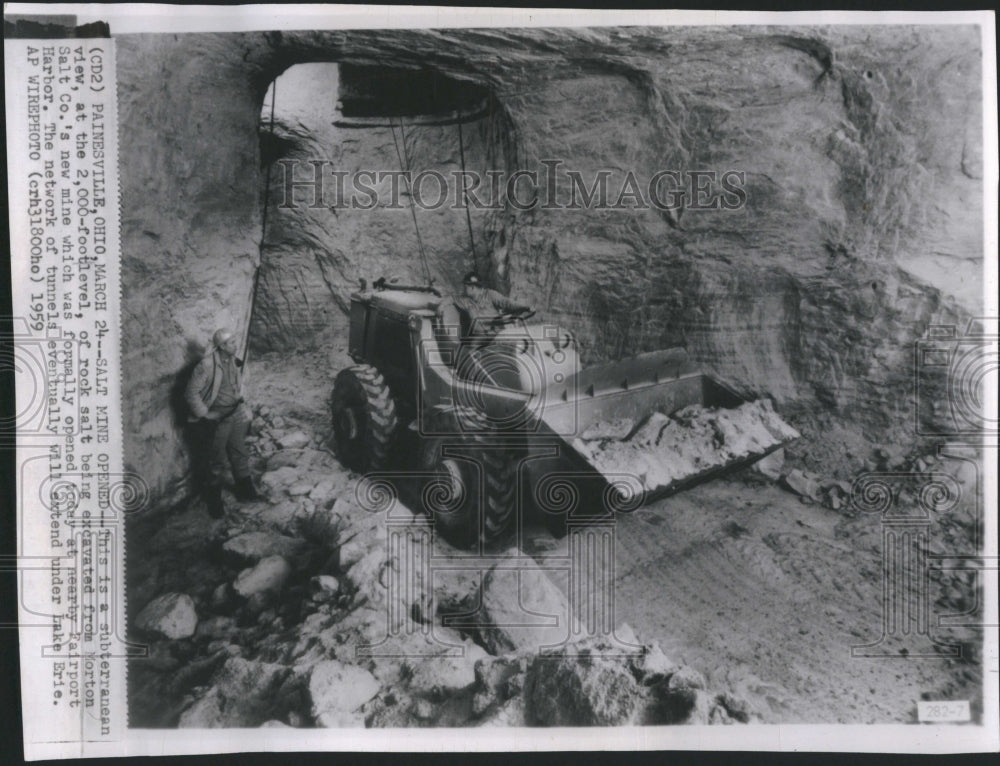 1959 Subterranean - Historic Images