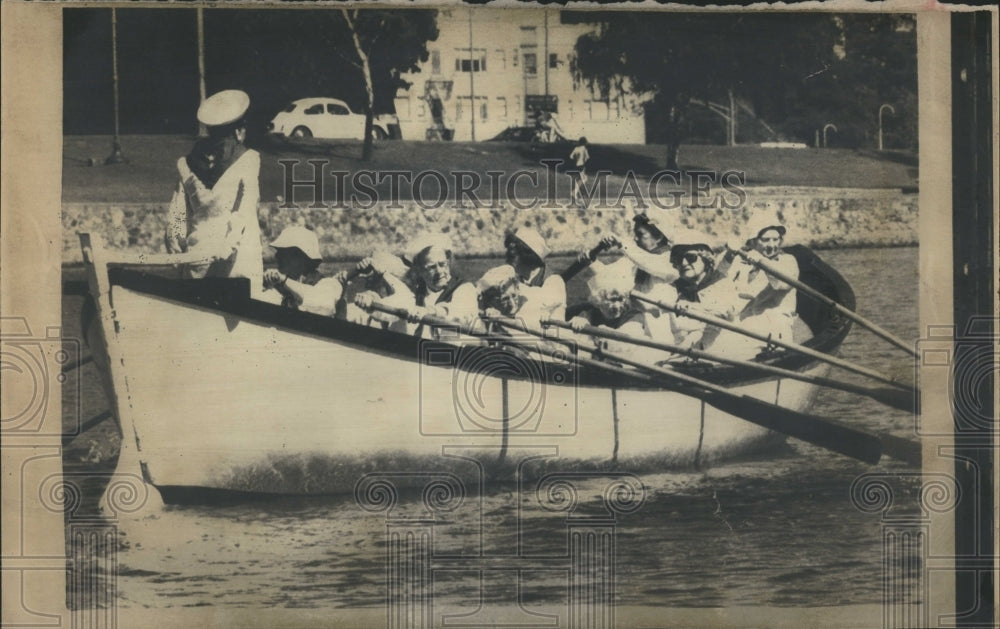 1977 Women Rowing Club Oakland Boat - Historic Images