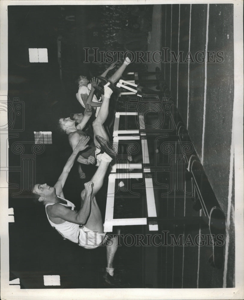 1950 High Hurdles - Historic Images