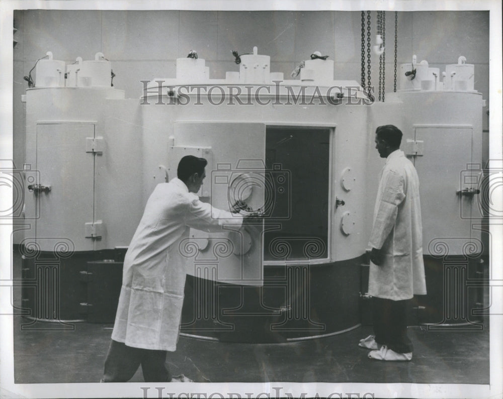 1953 Study Radioactive Metals CallsRadiatio - Historic Images